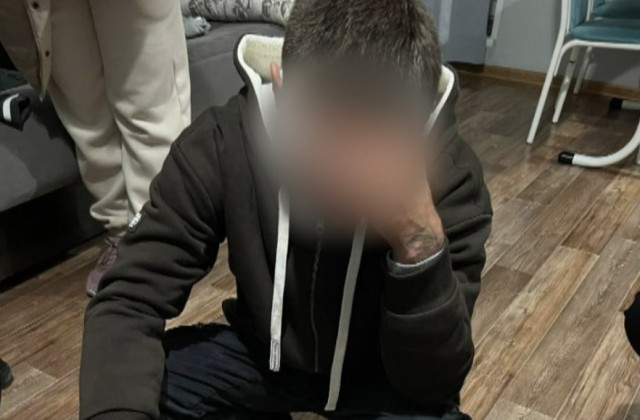 В ХМАО задержали наркосбытчиков с крупной партией «синтетики»