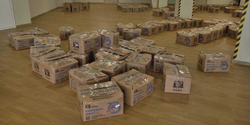Сургутский район собрал более 100 коробок гумпомощи для земляков-участников СВО