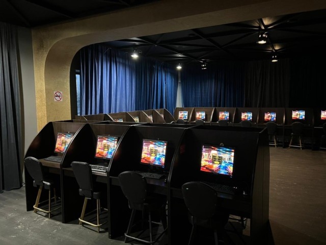 В Нижневартовске силовики накрыли подпольное казино