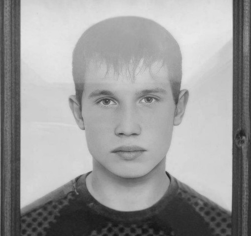 Под Артемовском погиб стрелок ЧВК «Вагнер» из Сургута Павел Зюзгин Под Артемовском погиб стрелок ЧВК «Вагнер» из Сургута Павел Зюзгин