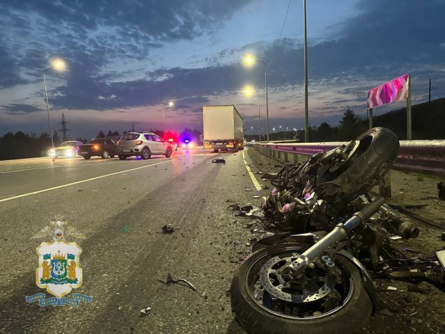 В ХМАО в ДТП пострадала 16-летняя пассажирка мотоцикла