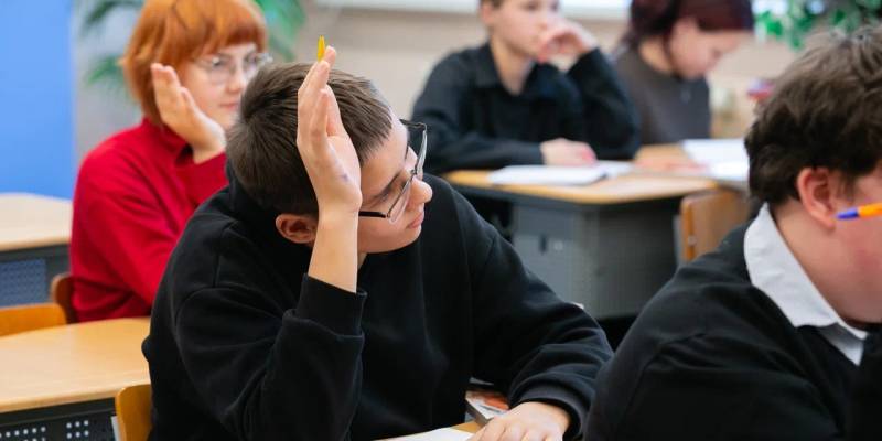 ​&laquo;Двойки получать полезно&raquo;: оценки за поведение в школе не будут учитывать при поступлении в вуз