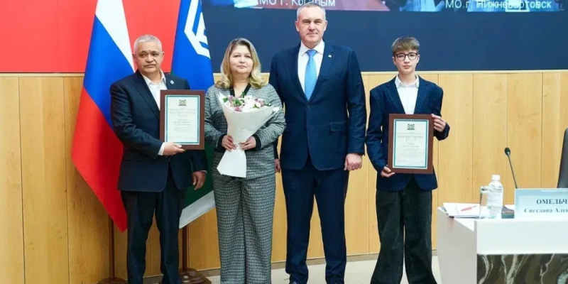 ​Не прошел мимо: школьник из Советского получил награду от губернатора за смелость