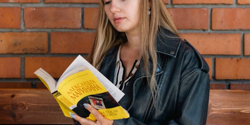 ​Книги для отпуска от тех, кто знает в этом толк: библиотекарей, депутатов и журналистов