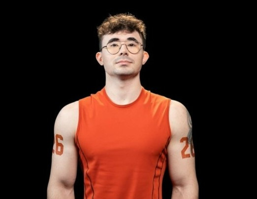 Силачи в телеке: армрестлер из Сургутского района снимется в шоу «Титаны» Силачи в телеке: армрестлер из Сургутского района снимется в шоу «Титаны»