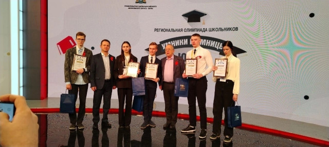Самый умный «умник»: школьник из Сургутского района победил в легендарной телевикторине Самый умный «умник»: школьник из Сургутского района победил в легендарной телевикторине