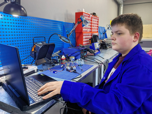 ​Выдумки с АЗС: воспитанник кванториума из Радужного запатентовал изобретение для автозаправок