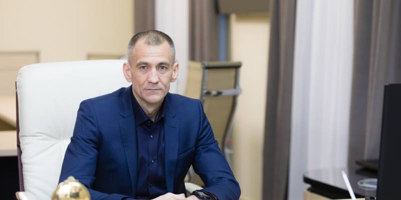 ​Мира, добра и благополучия пожелал югорчанкам глава Сургутского района Андрей Трубецкой