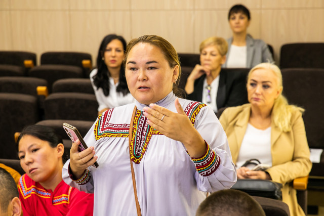 Оленеводы Сургутского района с этого года могут получить компенсацию на корма для животных Оленеводы Сургутского района с этого года могут получить компенсацию на корма для животных