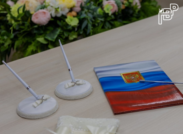 Под венец хоть на хоккейном корте: в Югре обновили правила проведения свадеб Под венец хоть на хоккейном корте: в Югре обновили правила проведения свадеб