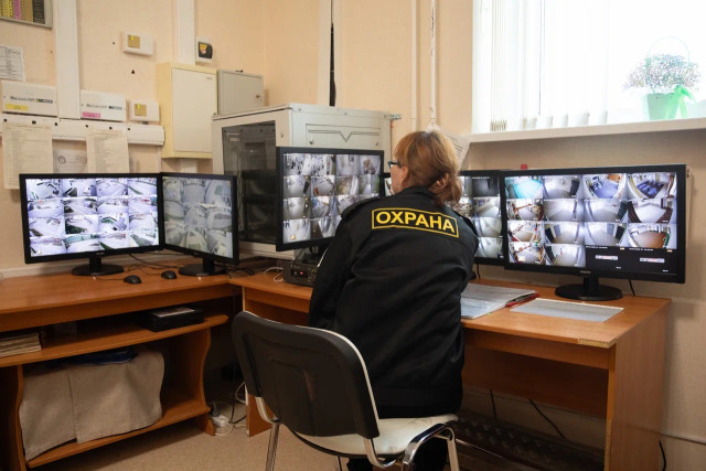 ​На смену турникетам: российских школьников в будущем на занятия будут пускать по биометрии