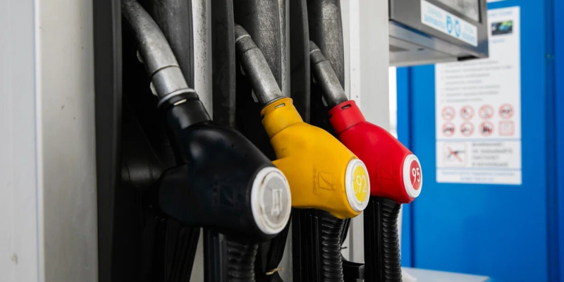 ​Шикуем, получается: Югра вошла в топ-5 по доступности бензина