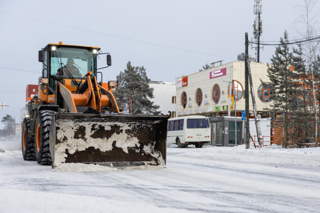 ​Снежный ком проблем: кто отвечает за чистые улицы в Сургутском районе
