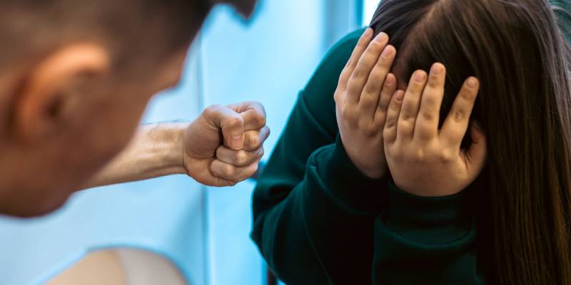 Синяки на душе: истории о том, как социальный центр в Сургутском районе меняет судьбы женщин и детей