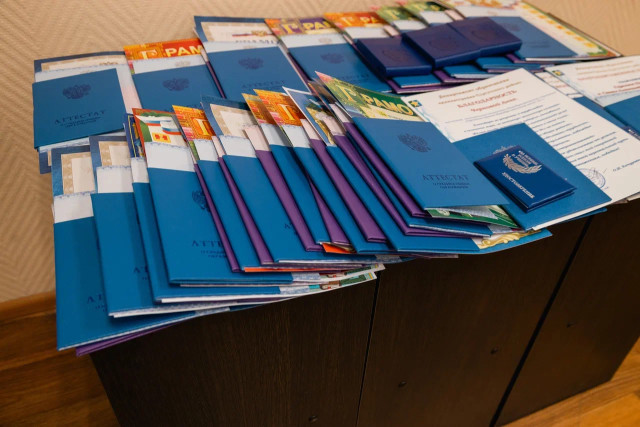 В Пыть-Яхе выпускница девятого класса поступила в колледж по поддельному аттестату