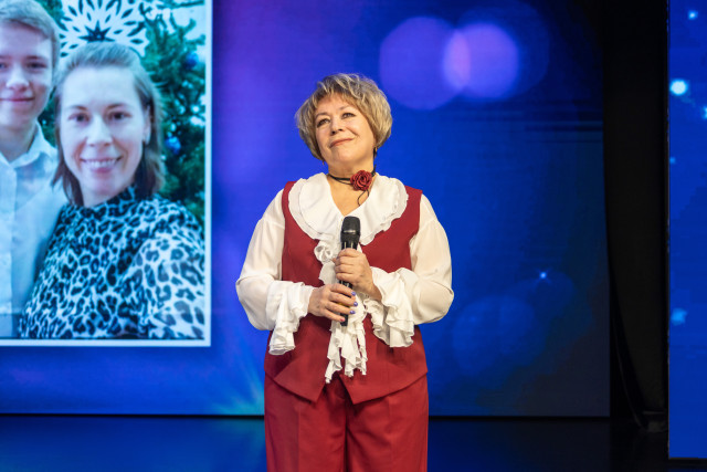 ​Жительница Федоровского Ольга Гареева получила корону в конкурсе &laquo;СуперБабушки&raquo;