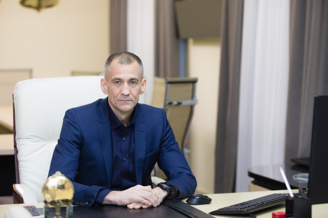 ​Мира, добра и благополучия пожелал югорчанкам глава Сургутского района Андрей Трубецкой