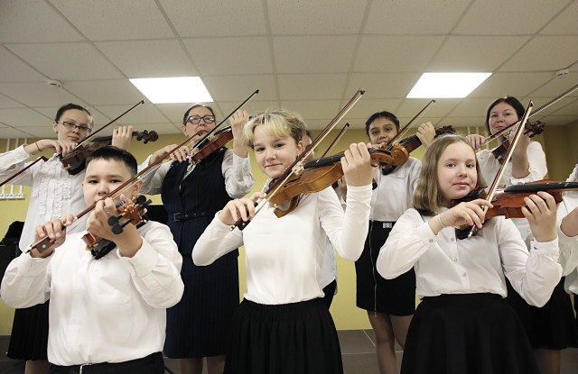 ​В Сургутском районе появится школа оперного пения, арт-резиденция и академия стекла