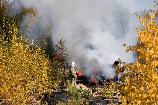 Единственный природный пожар Югры продолжается в Сургутском районе