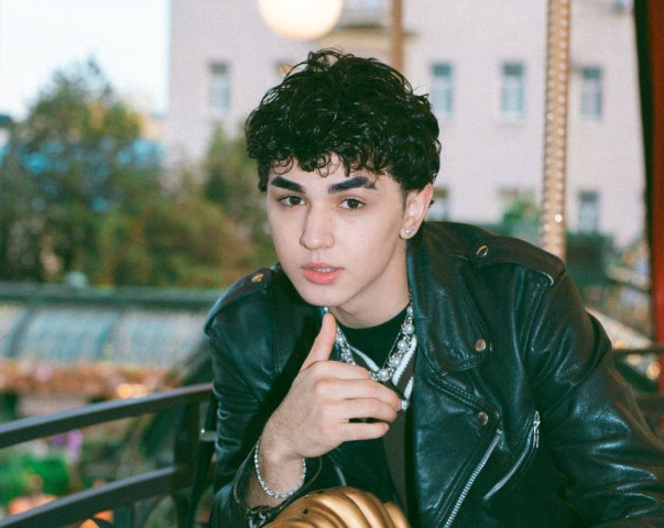 Кумир молодежи Amirchik отменил концерт в ХМАО за сутки до выступления Кумир молодежи Amirchik отменил концерт в ХМАО за сутки до выступления