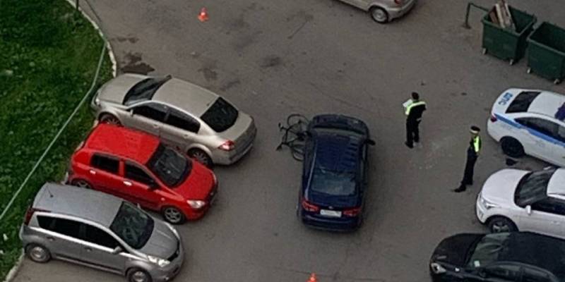 ​В Сургуте ребенка на велосипеде сбили во дворе жилого дома
