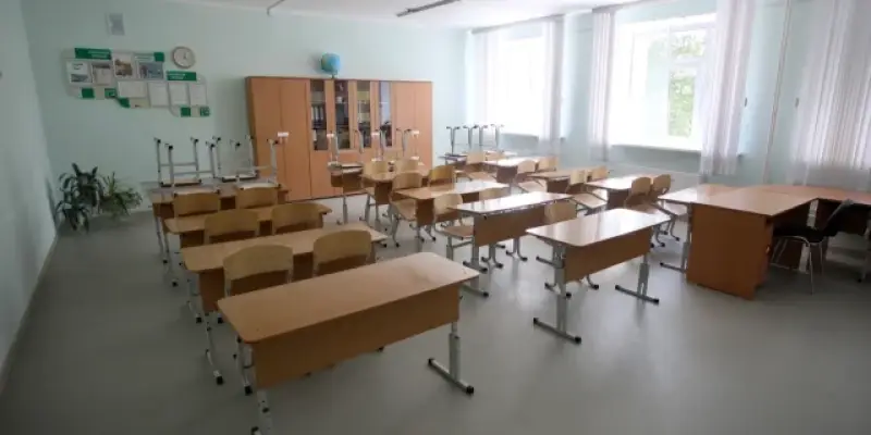 ​Студента сургутского колледжа отчислили после скандала с обвинениями в домогательствах