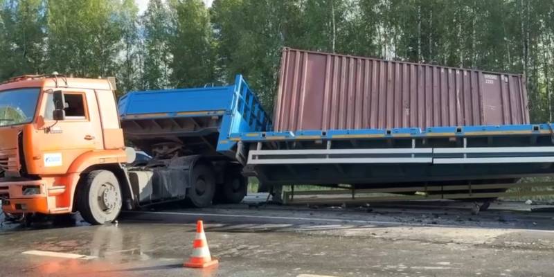 ​Трое человек погибли в ДТП с большегрузом в ХМАО