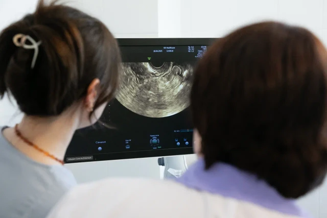 ​Беременная девушка из Сургута потеряла ребенка и обвинила в этом врачей