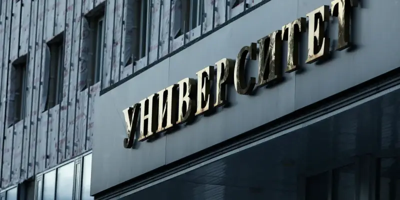 ​Около 900 мест в колледжах и вузах Югры отводят для «целевиков»