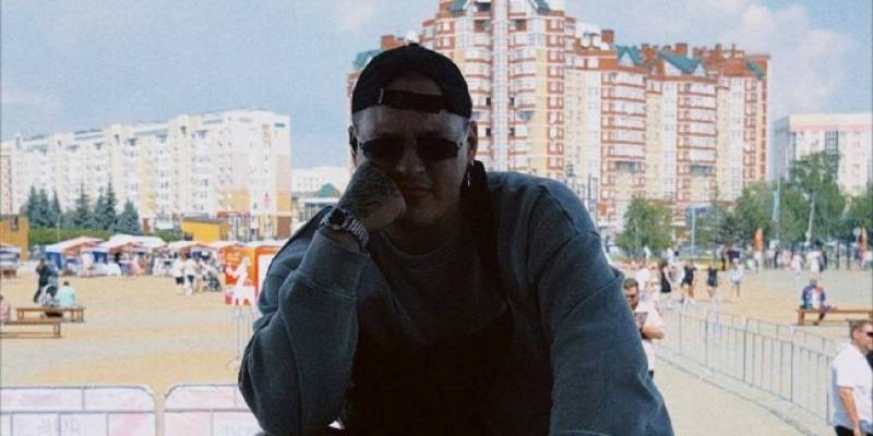 Сургут понравился автору хита «Тону» Hollyflame больше, чем Санкт-Петербург Сургут понравился автору хита «Тону» Hollyflame больше, чем Санкт-Петербург