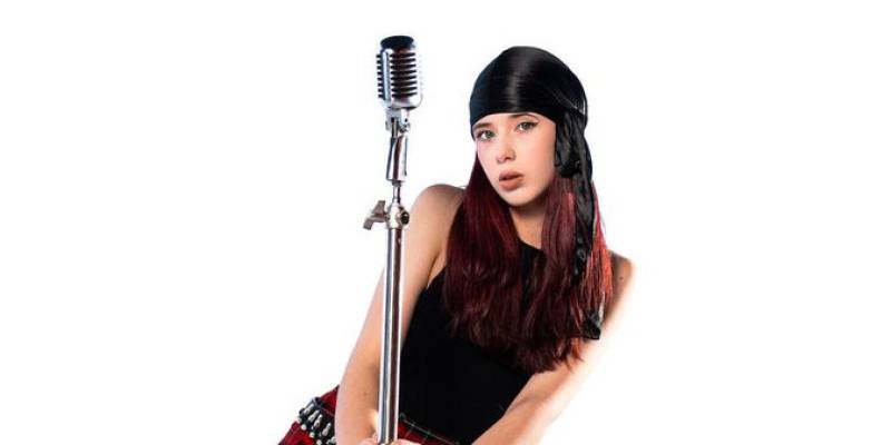 Подросток из ХМАО снялась в шоу с блогерами-миллионниками в Москве Подросток из ХМАО снялась в шоу с блогерами-миллионниками в Москве