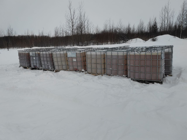 Полицейские по следу обуви раскрыли кражу 20 тонн бурового масла с месторождения ХМАО