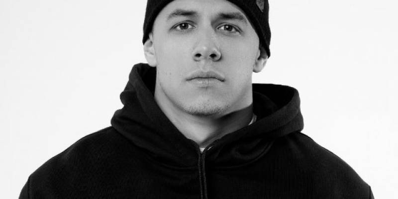 ​Обет одиночества взяли зумеры Сургута из-за службы рэпера Macana в армии