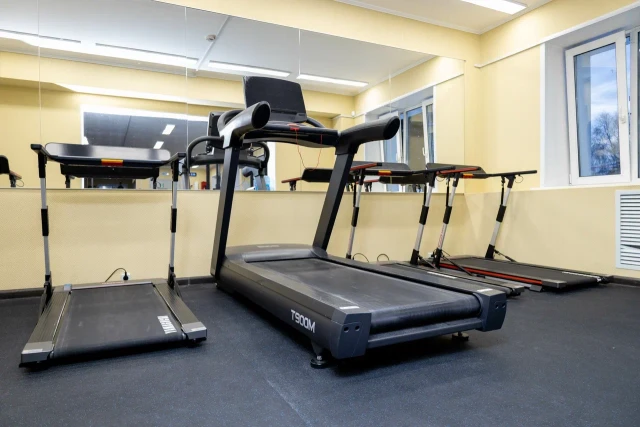 ​Популярный спортзал в Сургуте не может открыться из-за проблем с документами