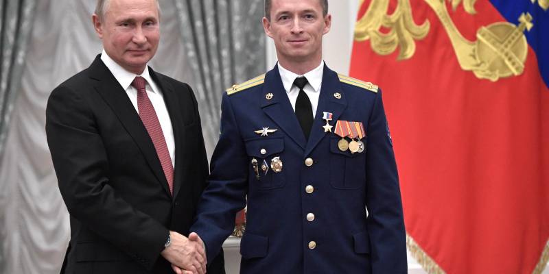 Первый космонавт Югры неожиданно приехал на родину