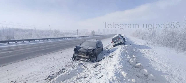 Разворот иномарки закончился ДТП с пострадавшим в Сургуте Разворот иномарки закончился ДТП с пострадавшим в Сургуте