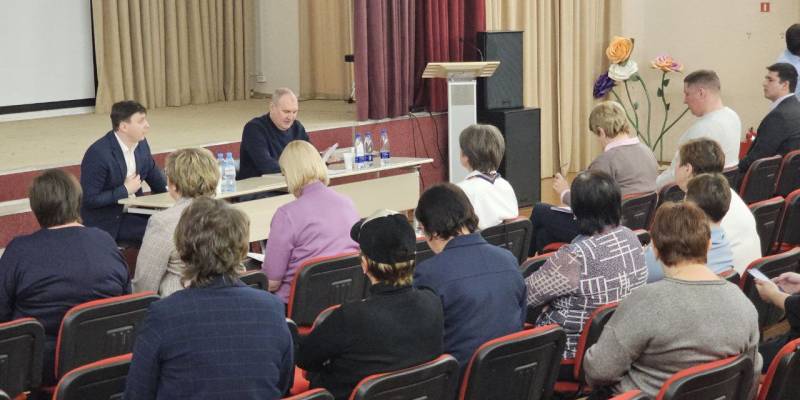 ​Мэр Нефтеюганска поможет учителям, которым незаконно урезали зарплату