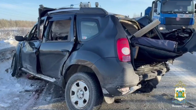 Обгон на трассе закончился смертью двух человек в ХМАО