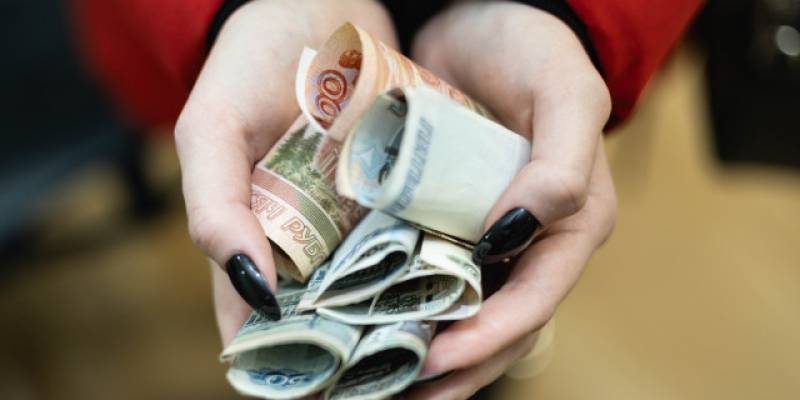 ​Доверился куратору по дивидендам, но лишился сбережений и влез в долги житель ХМАО