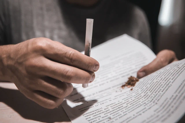 ​Молодая мама из Сургута занялась наркобизнесом, чтобы накопить на адвоката для подруги-закладчицы