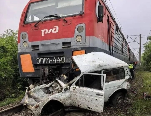 Жители ХМАО попали в смертельную аварию на поезде Жители ХМАО попали в смертельную аварию на поезде