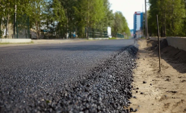 ​Более 300 км дорог в ХМАО приведут в порядок до конца года