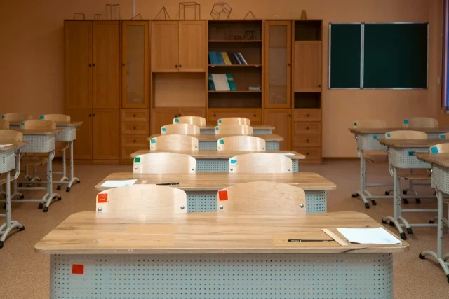 Карантин продлили для школьников Нефтеюганска