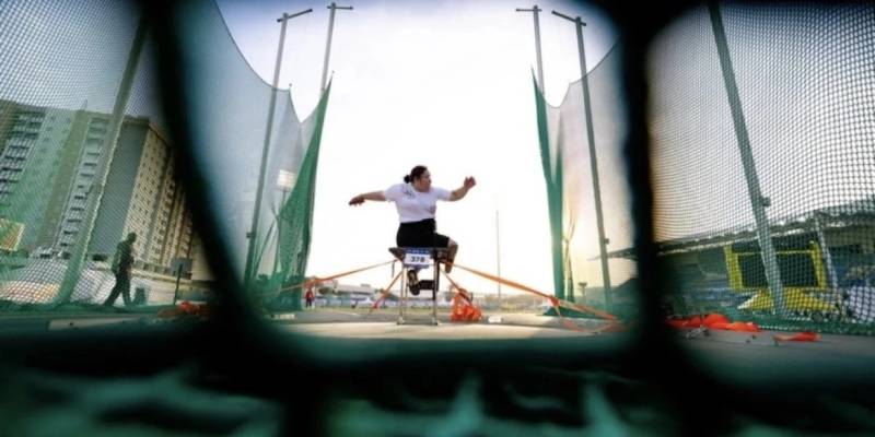 Спортсменка из ХМАО стала лучшей в метании диска на чемпионате в Дубае