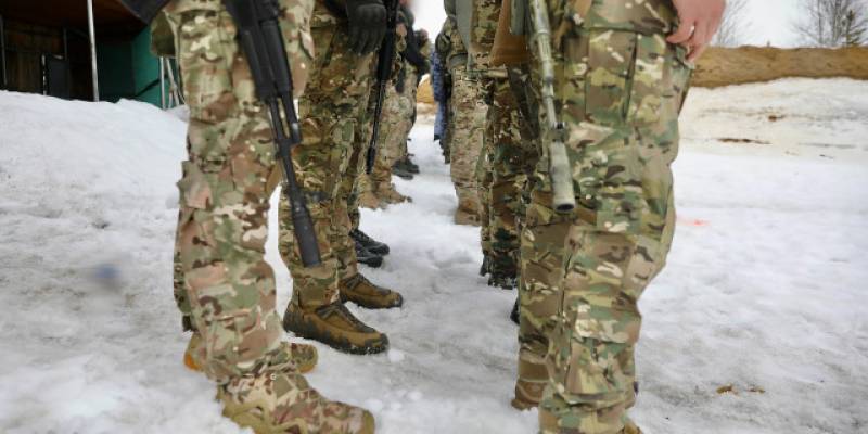 ЗАЩИЩАТЬ РОДИНУ, ОБЕСПЕЧИТЬ СЕМЬЮ