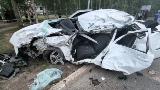 Двое водителей погибли в Сургуте в ДТП на Профсоюзов Двое водителей погибли в Сургуте в ДТП на Профсоюзов