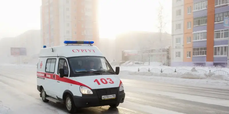 ​На грани смерти: в ХМАО пожилого мужчину в лютый мороз выгнали из дома, и он неделю жил в машине