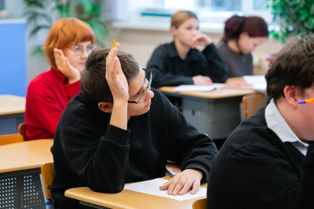 Колледж = производство