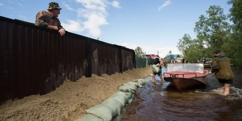 Жителям Нижневартовска назвали список дач, которые могут уйти под воду из-за паводка