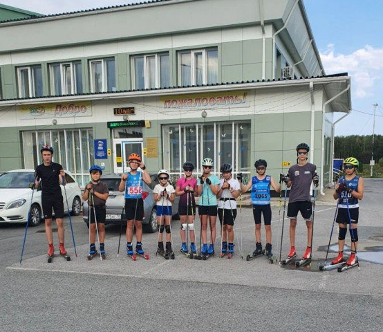 Лыжники Сургутского района продолжают подготовку к сезону Лыжники Сургутского района продолжают подготовку к сезону
